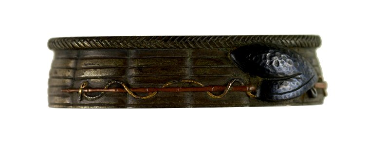Hamano Shôzui - Fuchi with Eibsu's Fishing Basket - Walters 51998 - Side B