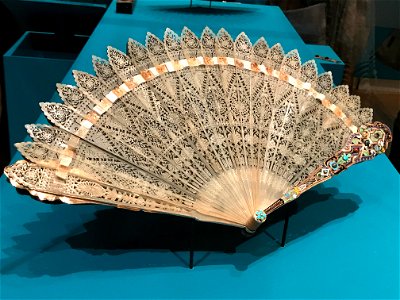Hand fan with gothic-style decoration