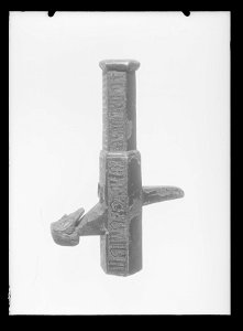 Handbössa, hakebössa, 1300-talets mitt eller senare hälft, den s. k. Mörkö-bössan - Livrustkammaren - 52562