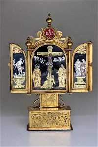 Italian - Triptych with Crucifixion - M27w52 - Isabella Stewart Gardner Museum