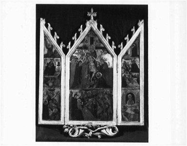 Italian School, Venetian (c. 1370-1380) - Triptych, The Deposition and Seven other scenes - RCIN 403957 - Royal Collection