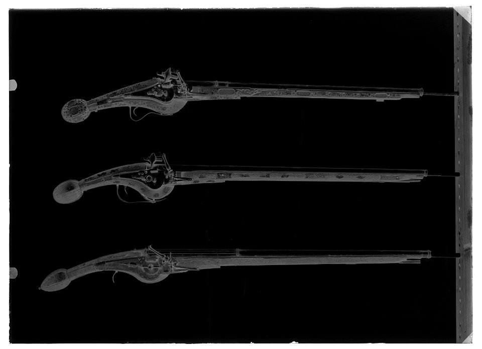 Hjullåspistoler - Livrustkammaren - 17410-negative