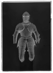 Hjälm till Vladislav IVs barnrustning - Livrustkammaren - 60465-negative