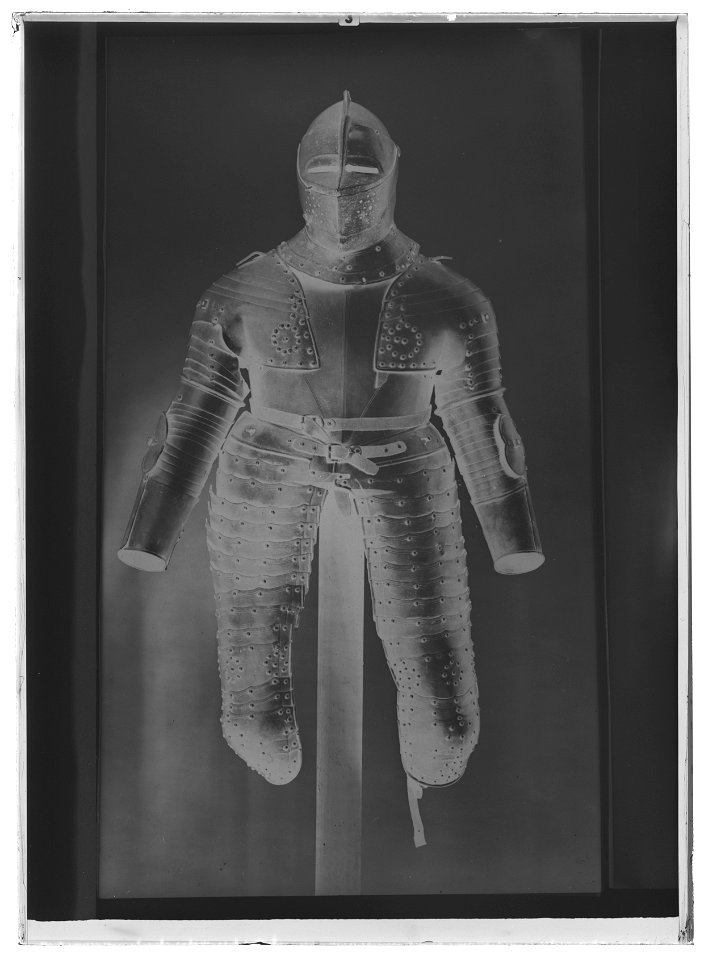 Hjälm, Persien, 1600-talets början - Livrustkammaren - 19141-negative
