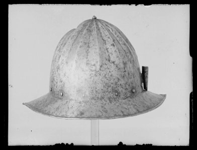 Hjälm, pott, 1600-tal - Livrustkammaren - 36391
