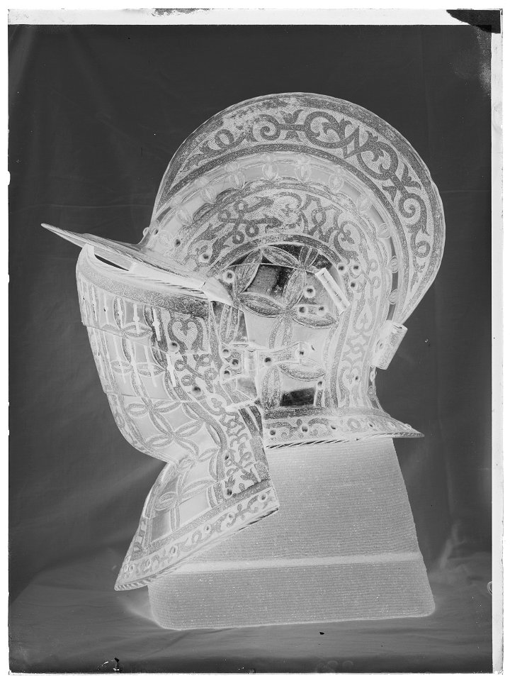 Hjälm - Livrustkammaren - 51366-negative
