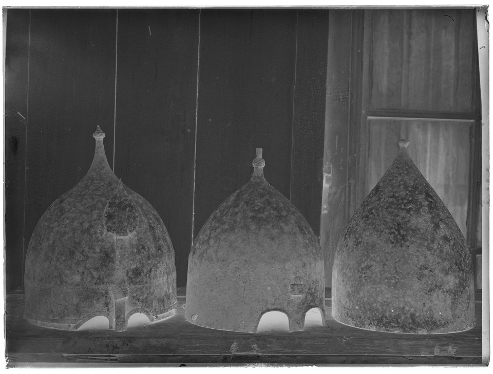 Hjälmar - Livrustkammaren - 34321-negative