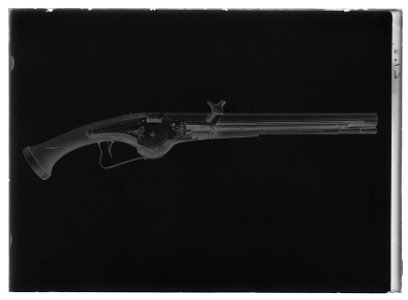 Hjullåspistol, Holland eller Baltikum ca 1630. Gustav II Adolfs pistoler vid Lützen 1632 - Livrustkammaren - 944-negative