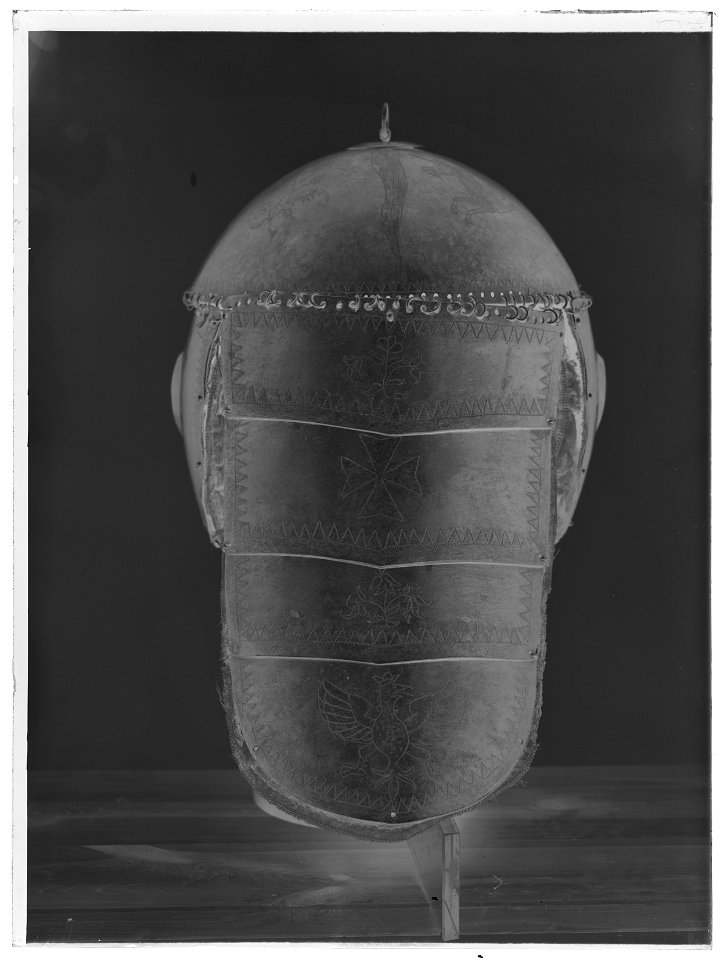 Hjälm, zischägge, baksida - Livrustkammaren - 51365-negative