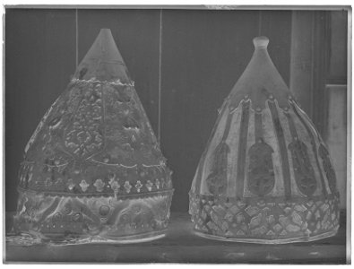 Hjälmar - Livrustkammaren - 34323-negative
