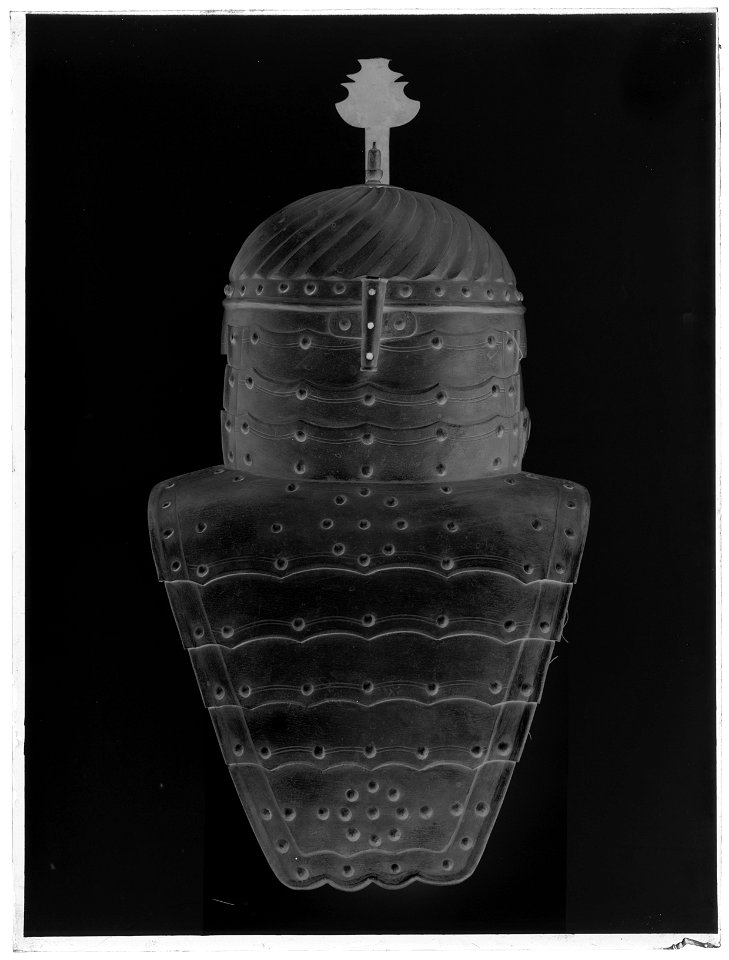Hjälm - zischägge - Livrustkammaren - 68531-negative