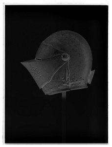 Hjälmhuva - Livrustkammaren - 34460-negative