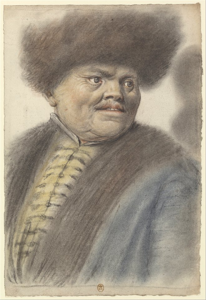 Homme se retournant vers la droite, coiffé d'un bonnet de fourrure et portant un manteau bleu bordé de fourrure sur une veste à brandebourgs de couleur jaune (Nicolas Lagneau)
