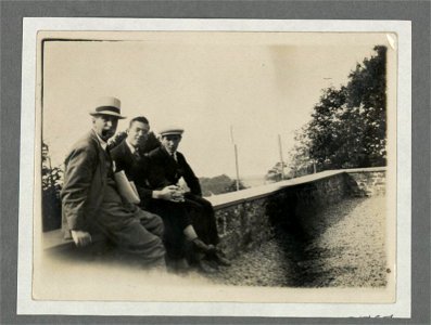 Howell T. Evans with colleagues (5449710)