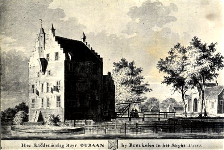 HUA-107438-Gezicht over de Vecht op de voor en zijgevel van het kasteel Oudaen bij Breukelen met rechts en op de achtergrond de kasteelboerderij