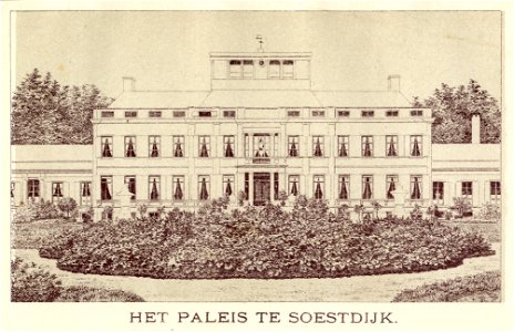 HUA-107473-Gezicht op het middendeel van de voorgevel van het paleis Soestdijk te Baarn