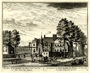 HUA-135613-Gezicht vanaf de Vecht en de straatweg langs de Vecht op het kasteel Nijenrode bij Breukelen uit het zuidoosten met links het stalgebouw en de brug tu