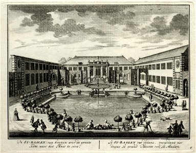 HUA-135693-Gezicht over de grote vijver op de achtergevel van het huis Zijdebalen aan de Vecht te Utrecht met links de oranjerie en rechts de fabriek