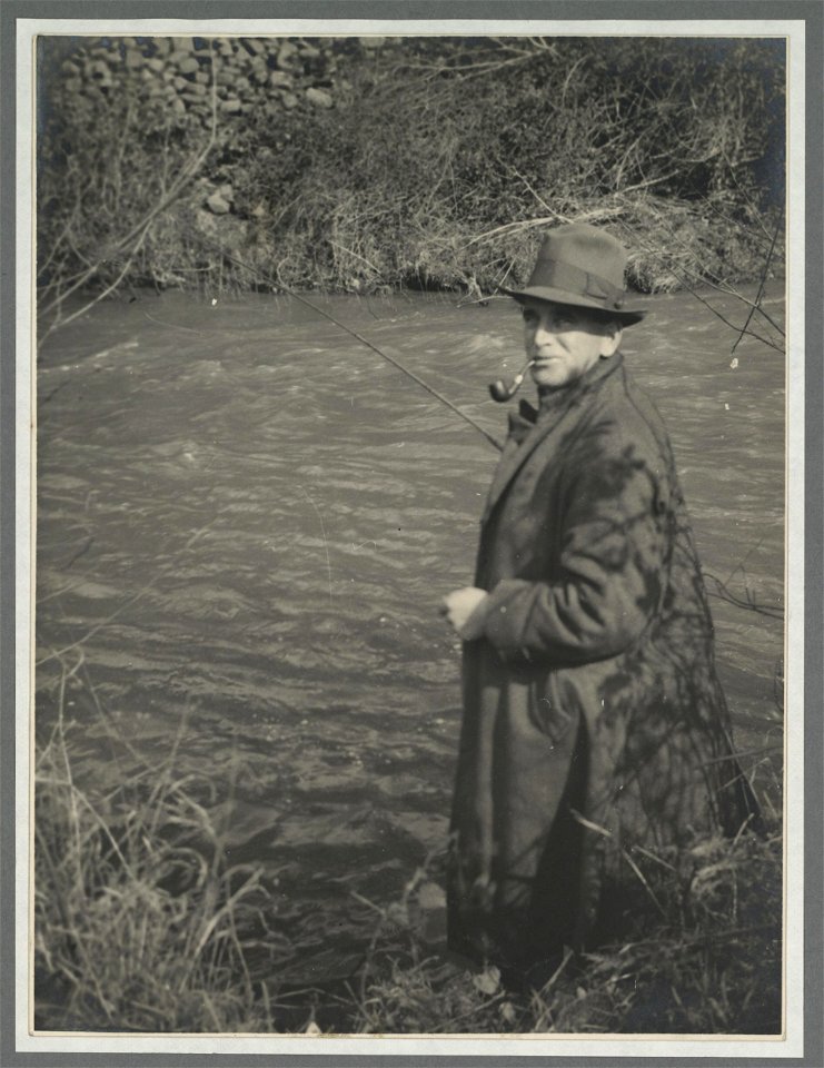Howell T. Evans fishing in the Aeron river (5449713)