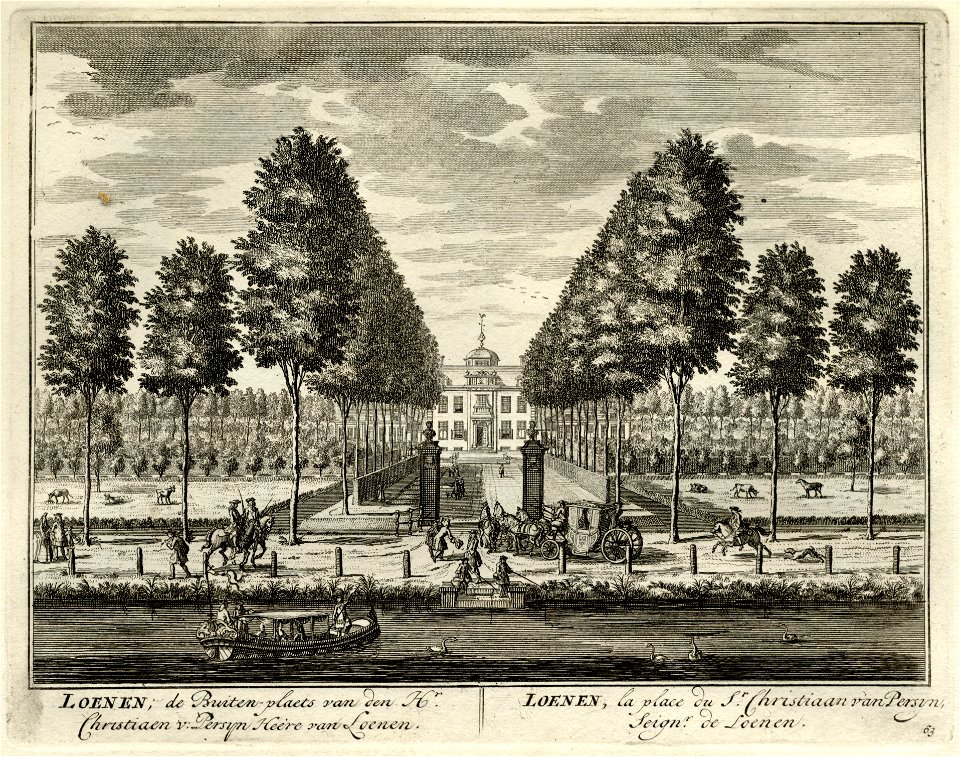 HUA-135648-Gezicht over de Vecht op de buitenplaats Loenen met het inrijhek en de voorgevel van het huis