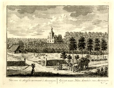 HUA-136039-Gezicht op de zij en de achtergevel van het kasteel Zuilenstein bij Amerongen met middenachter het poortgebouw en links een schaapskooi uit het oosten