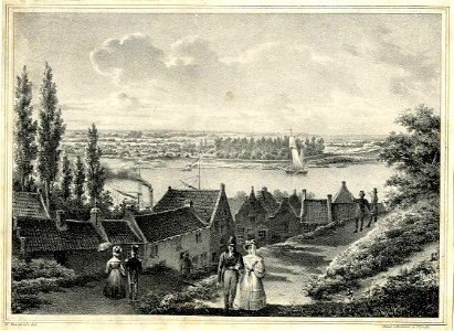 HUA-200135-Gezicht vanaf de Plataan Heuvel te Nijmegen over de Waal en het dorp LentNB De prent was aanvankelijk beschreven als Gezicht over de hoger gelegen hui