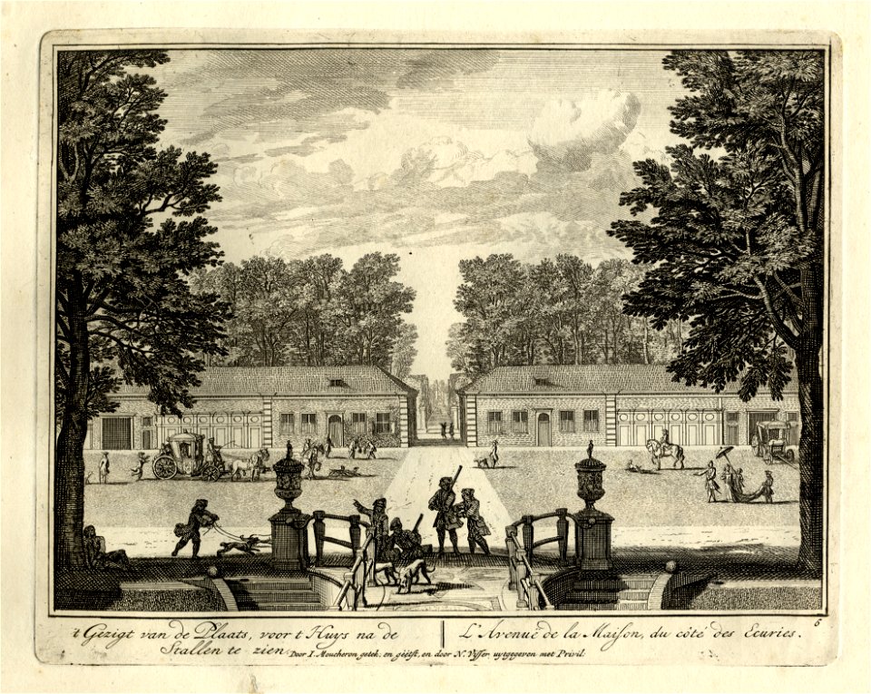 HUA-135955-Gezicht vanaf de brug voor het huis Heemstede te Houten over het voorplein op de koetshuizen en de hoofdas van de tuin