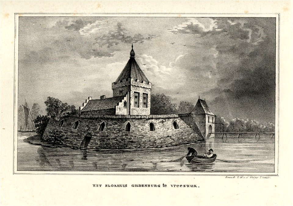 HUA-201260-Gezicht op een omgracht fort met een hoge toren