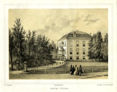 HUA-201855-Gezicht op de voor en de zijgevel van het huis Rose Villa en de omringende landschapstuin te DriebergenNB In 1945 is de villa gebombardeerd en daarna 