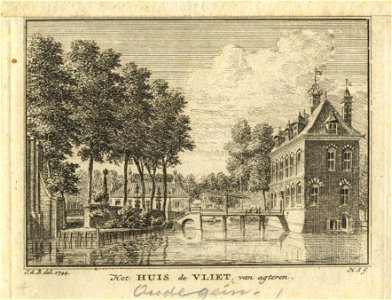 HUA-201740-Gezicht op de voor en zijgevel van het kasteel Oudegein te Jutphaas met links het voorterrein met een van de bouwhuizen uit het zuidoostenNB De gemeen