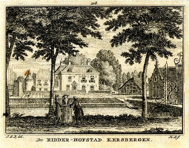 HUA-201466-Gezicht op het kasteel Kersbergen bij Zeist vanaf de singel langs het voorterrein met rechts het toegangshek en het koetshuis en daarachter de bijbeho