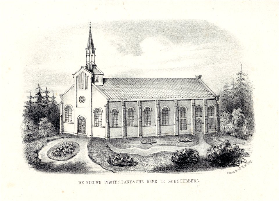 HUA-202300-Gezicht op de voorgevel en de zijgevel van de Nederlands Hervormde kerk te Soesterberg gelegen in een landschapspark