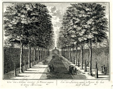 HUA-202215-Gezicht in de centrale laan van het park achter de tuin achter het slot te Zeist uit het zuidwesten