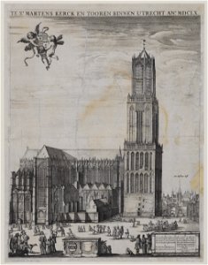 HUA-28658-Gezicht op de Domkerk en het Domkerkhof te Utrecht uit het noordwesten met rechts de Servetstraat en het Bisschopshof Linksboven drie engelen met het 