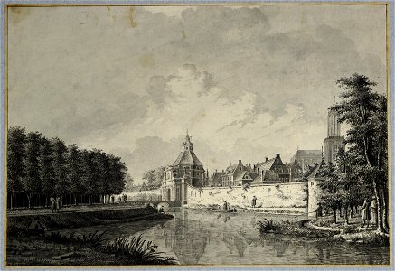 HUA-30866-Gezicht vanaf de singel over de stadsbuitengracht op de stadswal te Utrecht uit het noorden met links de singel in het midden de Wittevrouwenpoort en 