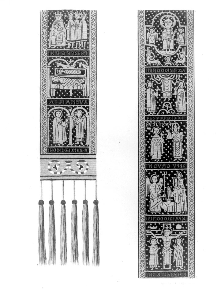 HUA-31120-Afbeelding van een gedeelte van de versierde banden van de albe van Bisschop Bernold destijds bewaard in de sacristie van de Pieterskerk te Utrecht