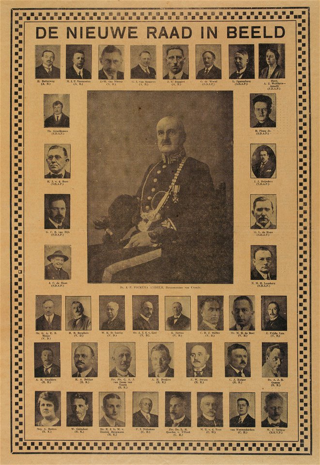 HUA-31882-Portretten van de burgemeester dr JP Fockema Andreae en de 38 nieuwgekozen raadsleden in 1927