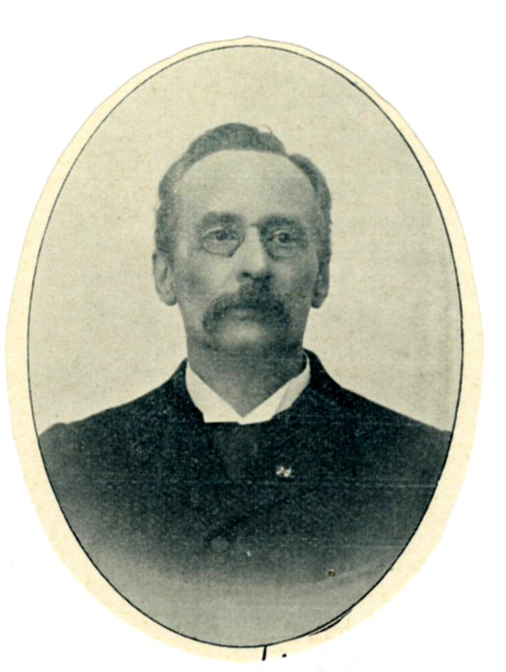 HUA-32115-Portret van VA Julius geboren 1851 hoogleraar in de wis en natuurkunde aan de Utrechtse universiteit 1888 1902 overleden 1902 Borstbeeld van voren in 