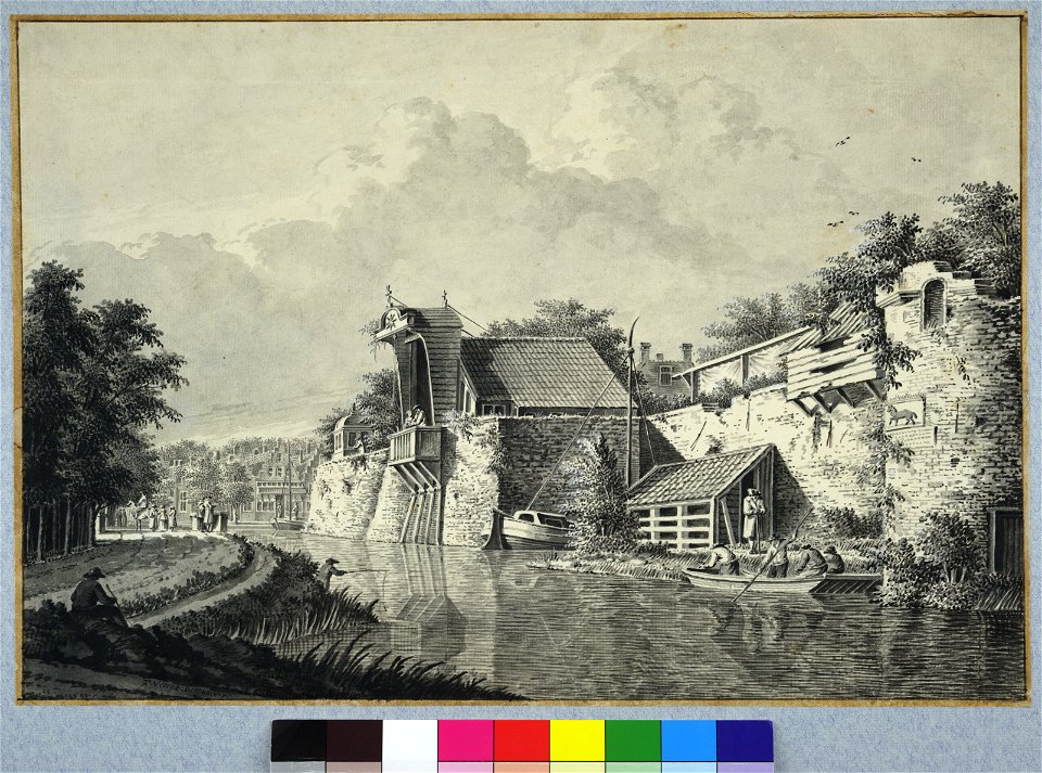 HUA-30819-Gezicht over de stadsbuitengracht op de stadswal te Utrecht uit het westen met links de singel in het midden het bastion Morgenster met de kraan en re