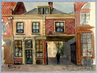 HUA-30695-Gezicht vanuit de Hamburgerstraat te Utrecht op de voorgevels van enkele huizen aan de noordzijde met de doorgang naar het huis Gaarde Hamburgerstraat