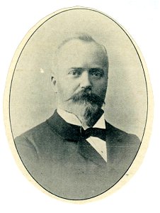 HUA-32112-Portret van profdr WH Julius geboren 1860 hoogleraar in de fysica aan de Utrechtse hogeschool 1896 1925 overleden 1925 Borstbeeld van voren in ovaal