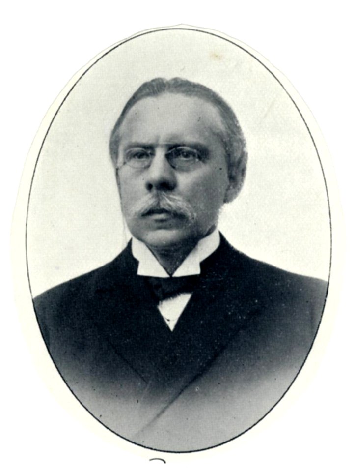 HUA-32098-Portret van EW Rosenberg geboren 1842 hoogleraar in de geneeskunde aan de Utrechtse universiteit 1888 1912 overleden 1926 Borstbeeld van voren in ovaa