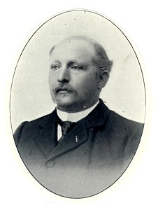HUA-32132-Portret van J baron d Aulnis de Bourouill geboren 1850 hoogleraar in de rechtsgeleerdheid aan de Utrechtse universiteit 1878 1917 overleden 1930 Borst