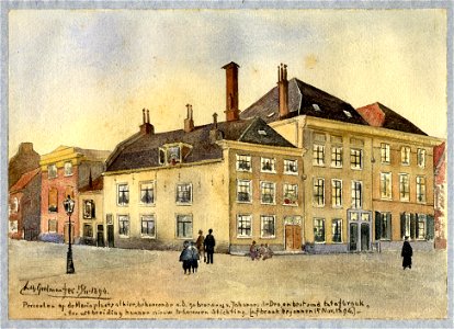 HUA-30727-Gezicht op de voorgevels van de huizen aan de westzijde van de Mariaplaats te Utrecht uit het zuidoosten kort voor hun afbraak