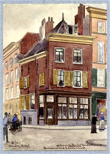 HUA-31687-Gezicht op de voor en de zijgevel van het huis Ganzenmarkt 22 op de hoek van de Schoutenstraat te Utrecht het winkel woonhuis van de goud en zilversmi