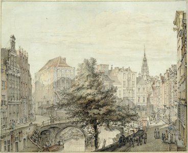 HUA-30405-Gezicht op de Oudegracht te Utrecht uit het westen vanaf een huis bij de Bakkerbrug met de Bezembrug en de voorgevels van de huizen aan de oostzijde l