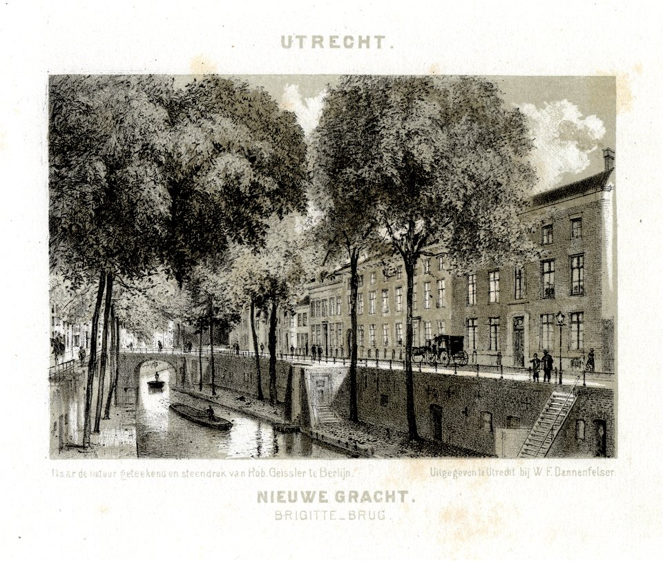 HUA-35644-Gezicht op de Nieuwegracht te Utrecht vanaf de Brigittenbrug naar het zuiden met rechts de toenmalige woning van de aartsbisschop later Aartsbisschopp