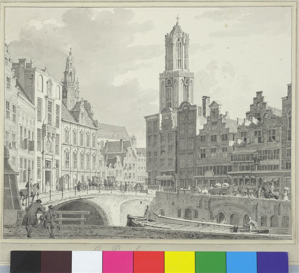 HUA-35777-Gezicht op de Oudegracht te Utrecht met de Stadhuisbrug uit het noordwesten met links het stadhuis en op de achtergrond de huizen aan de Vismarkt en d