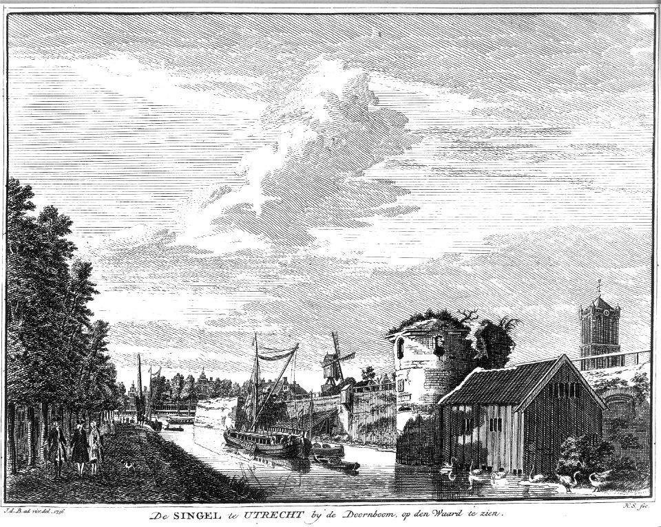 HUA-36280-Gezicht vanaf de singel over de stadsbuitengracht te Utrecht op de stadswal uit het westen met rechts de toren Het Paard en op de achtergrond links de