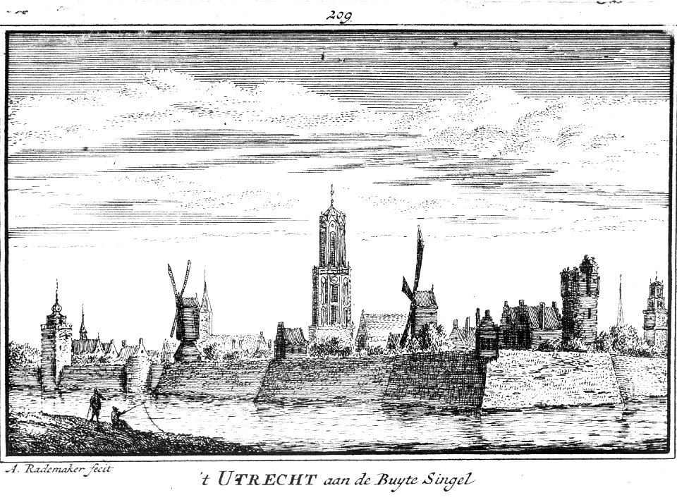 HUA-36356-Gezicht vanaf de singel over de stadsbuitengracht te Utrecht op de wal bij het bastion Sterrenburg uit het zuiden met van links naar rechts de Smeetor